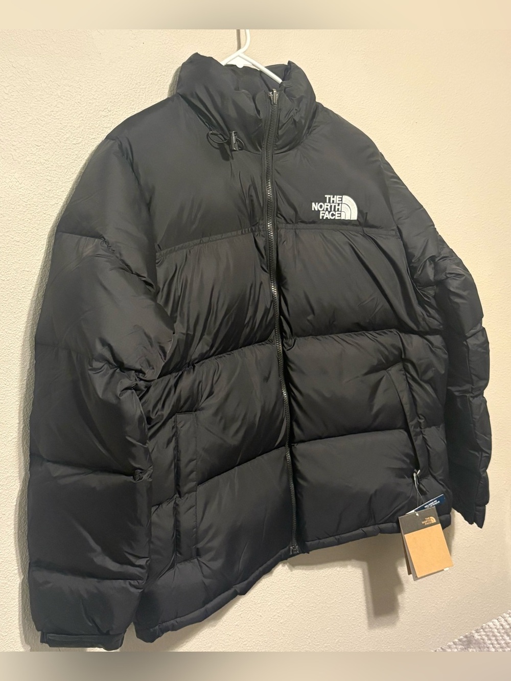 NWT The North Face
1996 Retro Nuptse 700
Down Jacket Black Men's